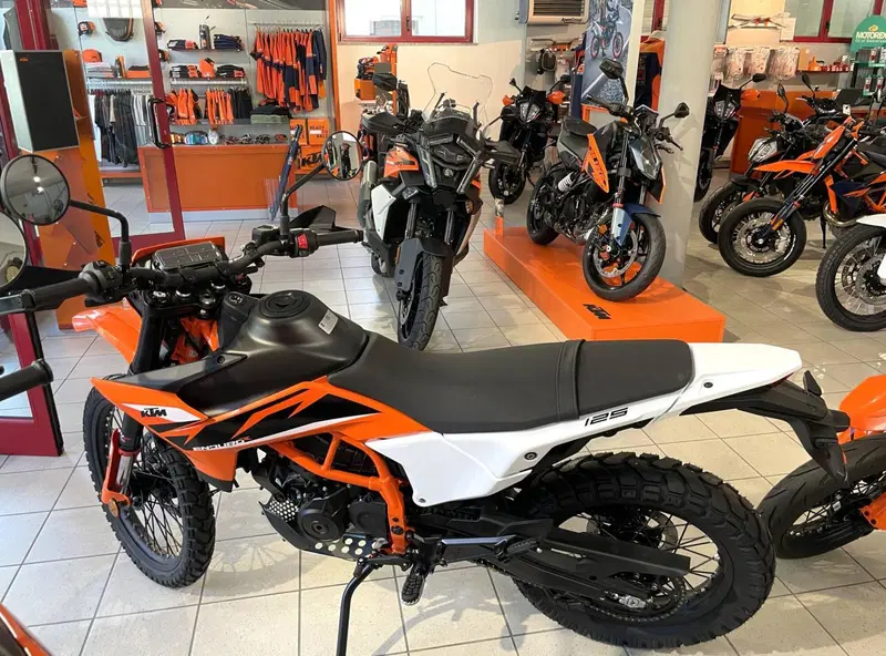 KTM 125 Enduro R (2025 - 26) (2)