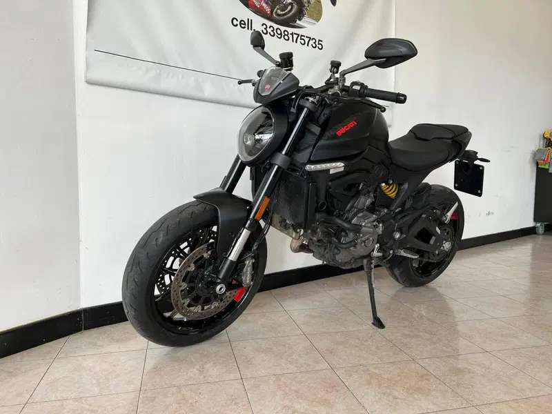 Ducati Monster 937 (2021 - 25) (2)