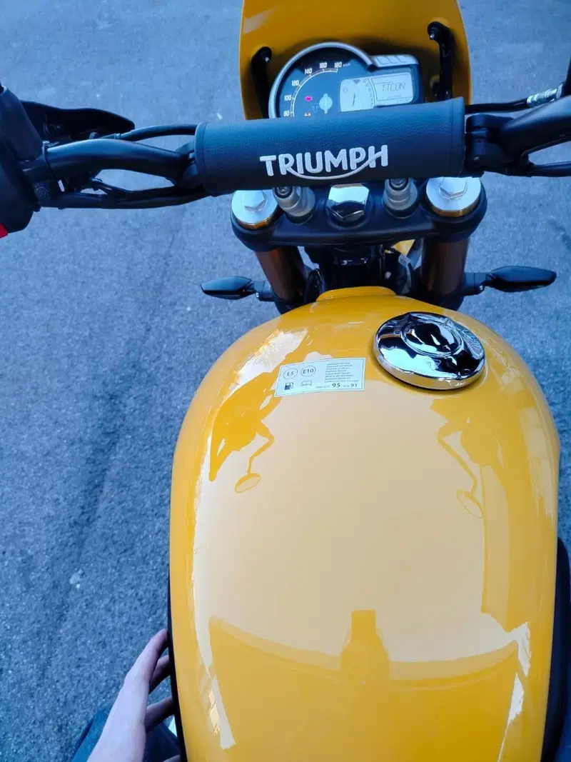 Triumph Scrambler 400 XC (2025 - 26) (3)