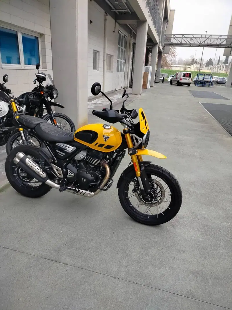 Triumph Scrambler 400 XC (2025 - 26) (4)