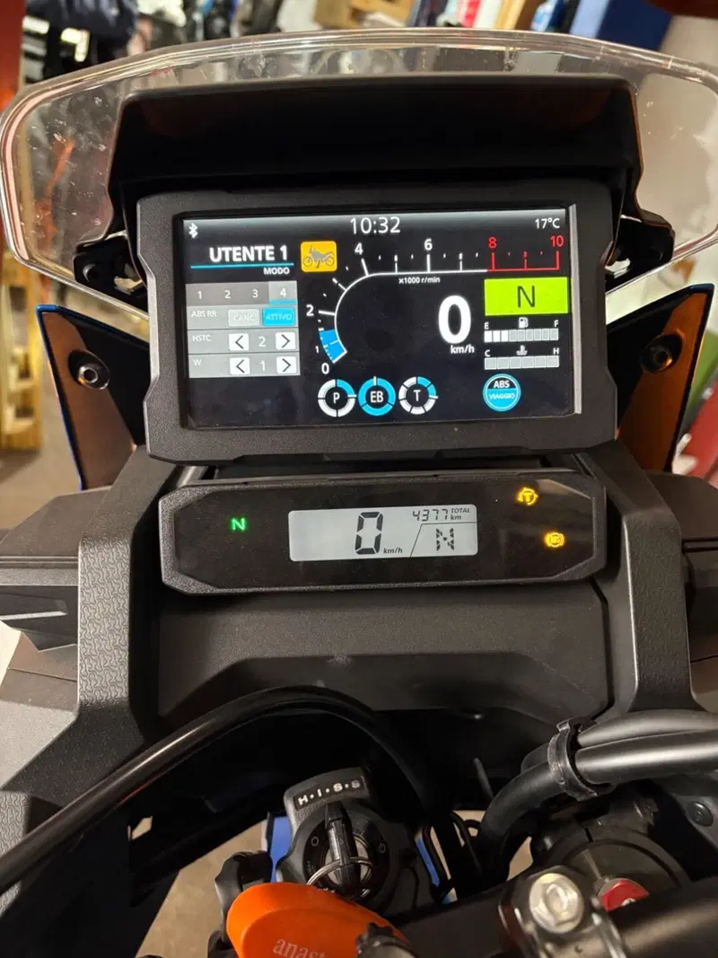 Honda Africa Twin CRF 1100L Urban (2022 - 23) (3)