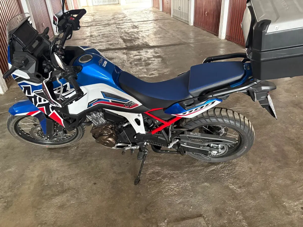 Honda Africa Twin CRF 1100L Urban (2022 - 23) (4)