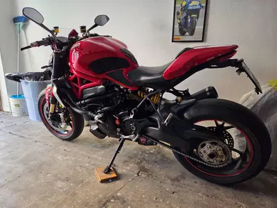 Ducati Monster 1200 R (2016 - 19) usata