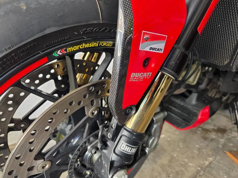 Ducati Monster 1200 R (2016 - 19) (7)