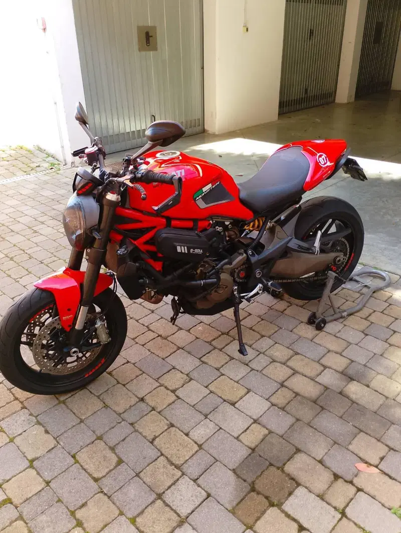 Ducati Monster 821 Dark ABS (2014 - 16) (4)