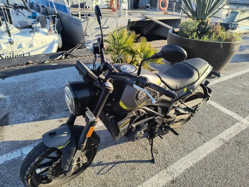 Benelli Leoncino 250 (2021 - 25) (3)