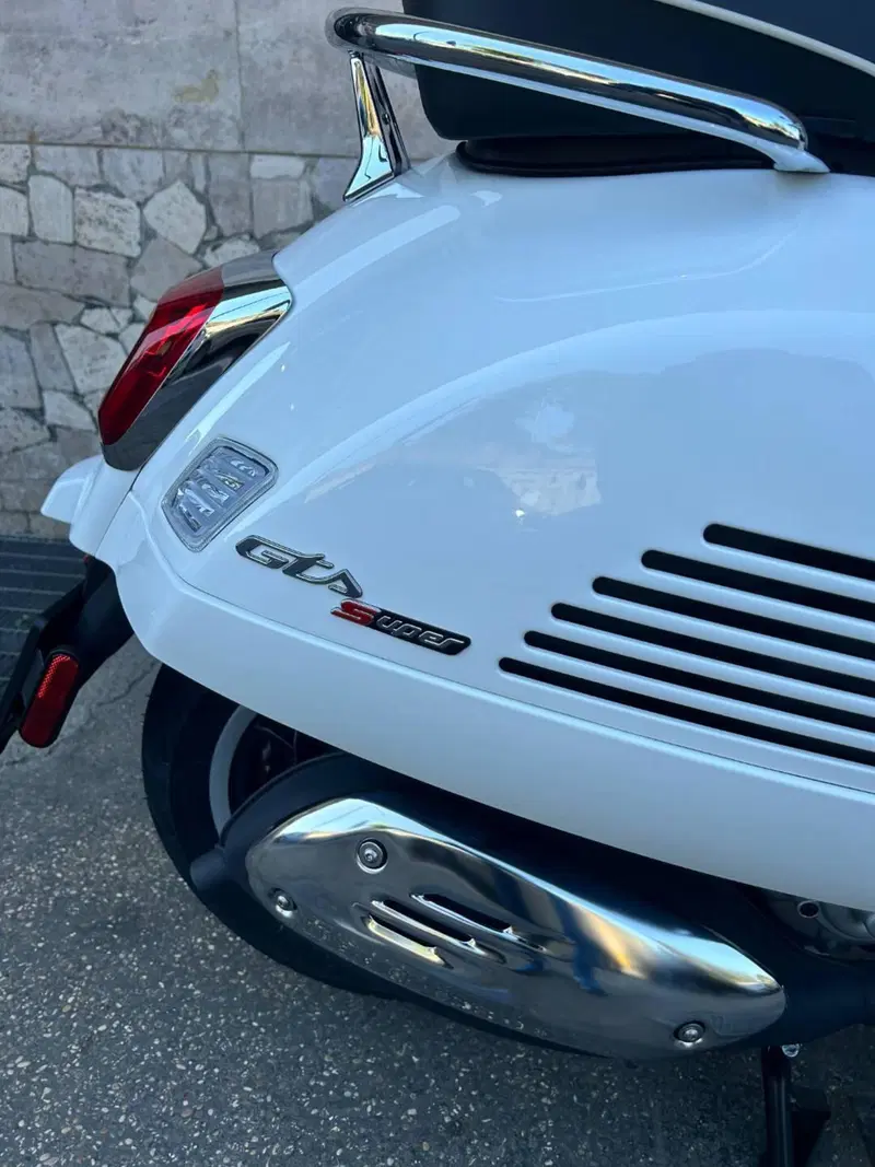 Vespa GTS 310 Super (2025 - 26) (3)