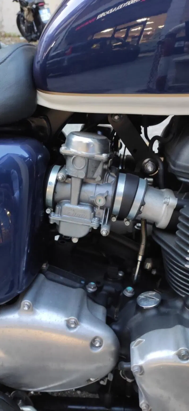 Triumph Bonneville SE (2009 - 13) (4)