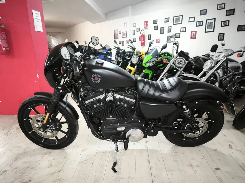 Harley-Davidson 883 Iron (2017 - 20) - XL 883N