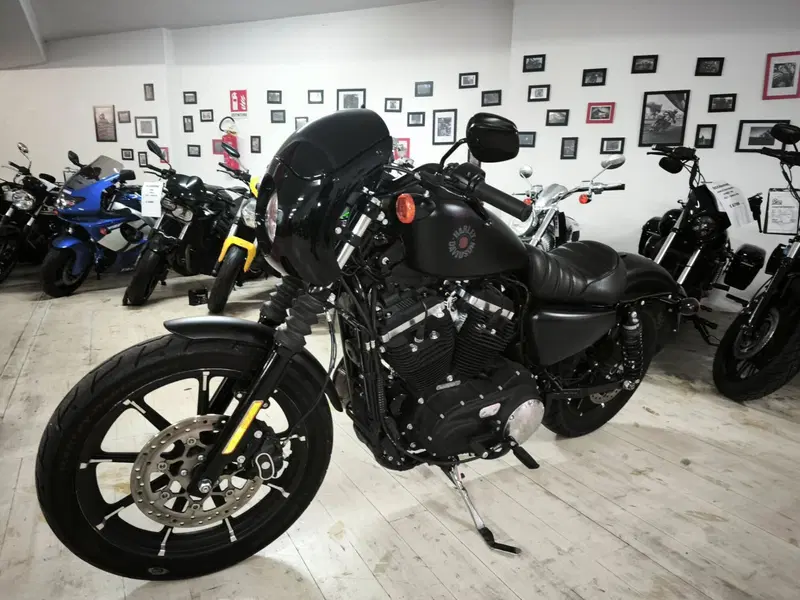 Harley-Davidson 883 Iron (2017 - 20) - XL 883N (2)