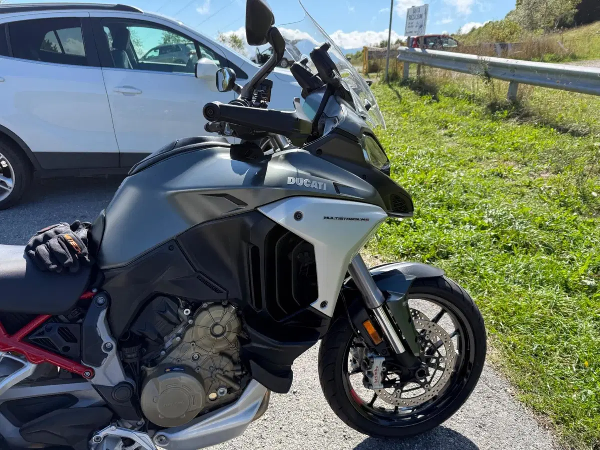 Ducati Multistrada V4 S (2021 - 24) (9)