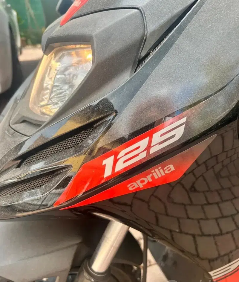 Aprilia SR 125 Motard (2012 - 16) (4)