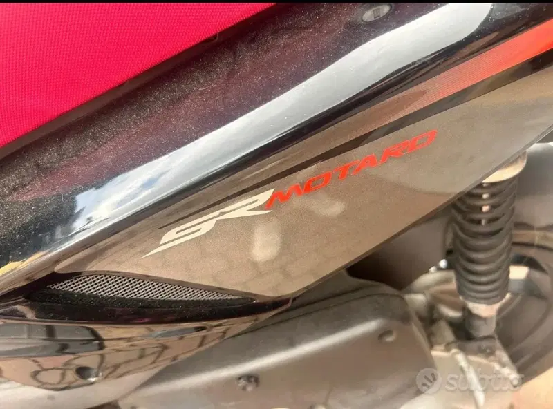 Aprilia SR 125 Motard (2012 - 16) (5)
