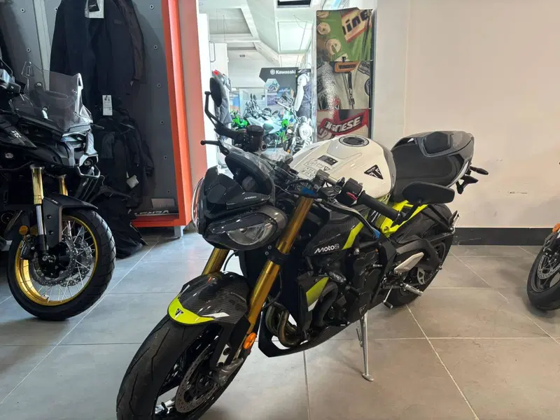 Triumph Street Triple 765 Moto2 (2026) (3)