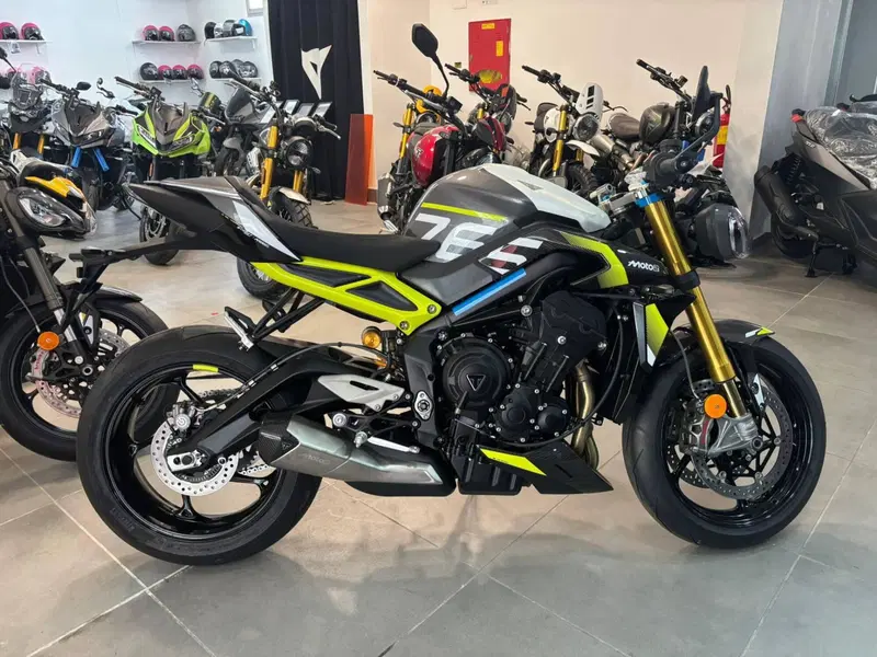 Triumph Street Triple 765 Moto2 (2026)