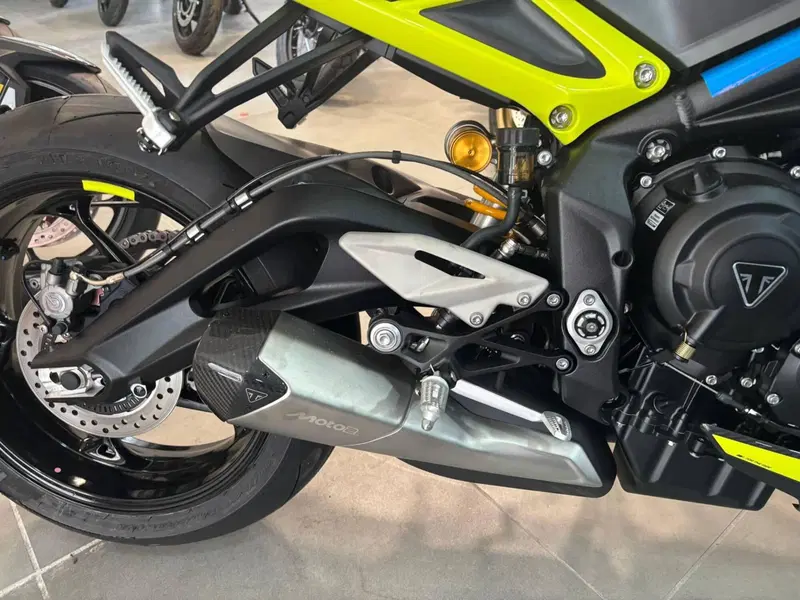 Triumph Street Triple 765 Moto2 (2026) (9)