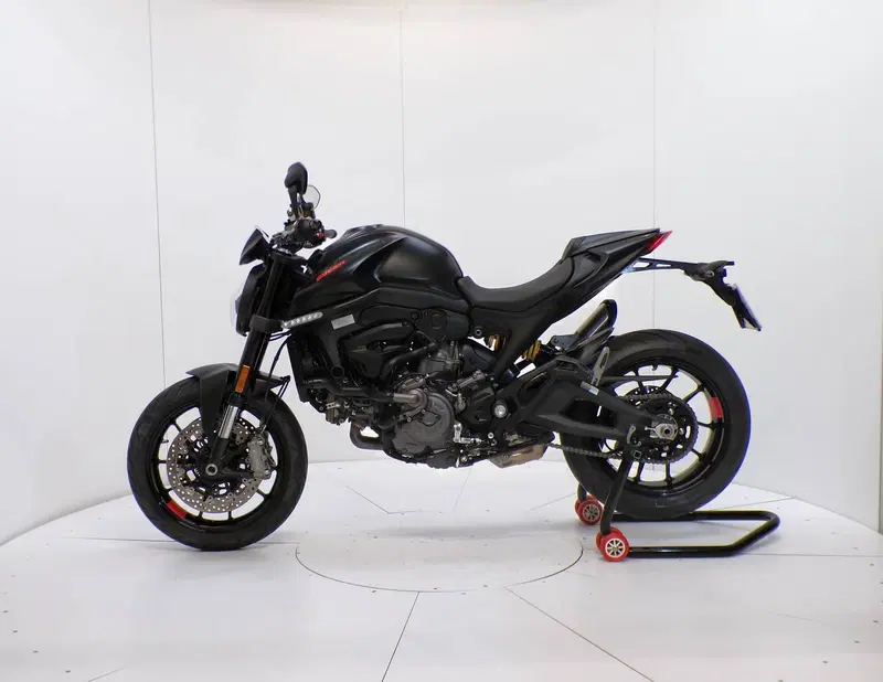 Ducati Monster 937 + (2021 - 25) (4)