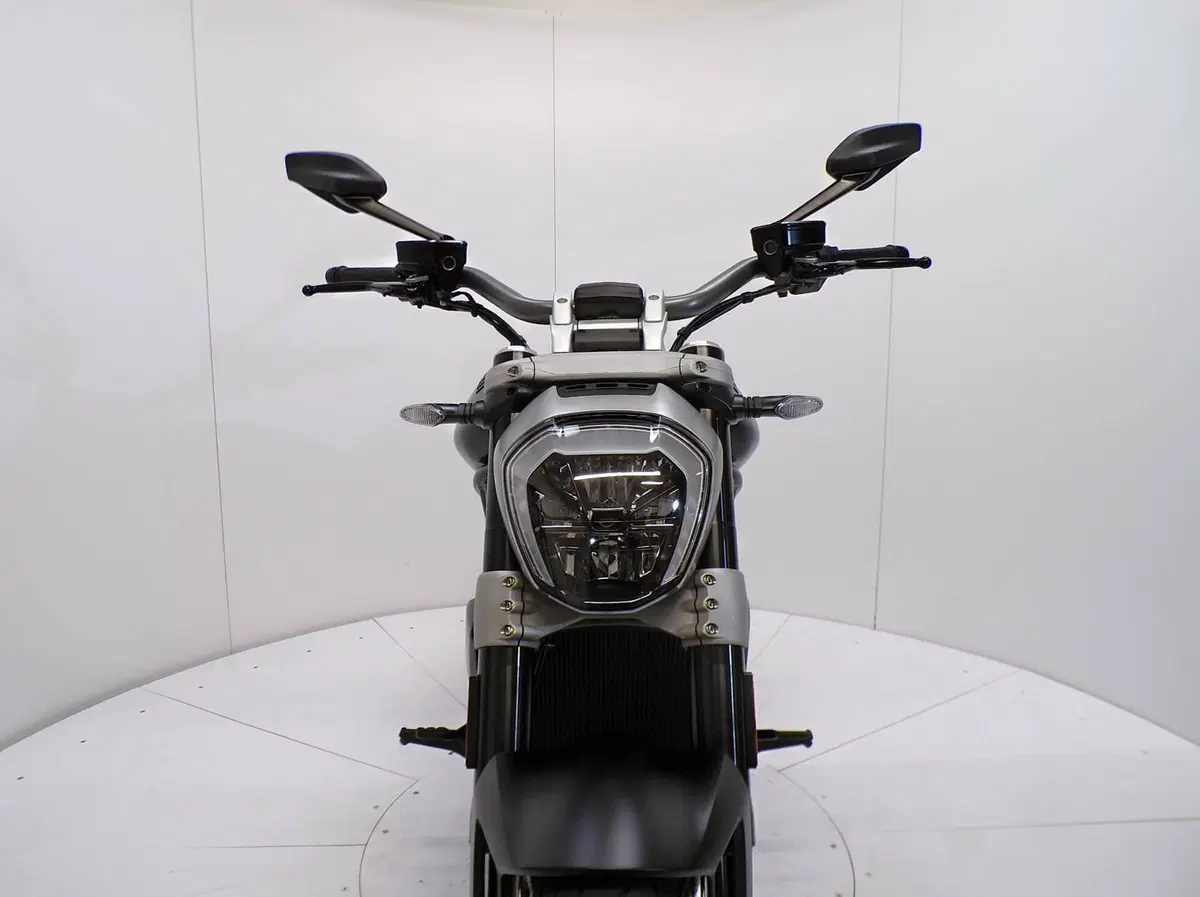 Ducati XDiavel 1262 Dark (2021 - 24) (9)