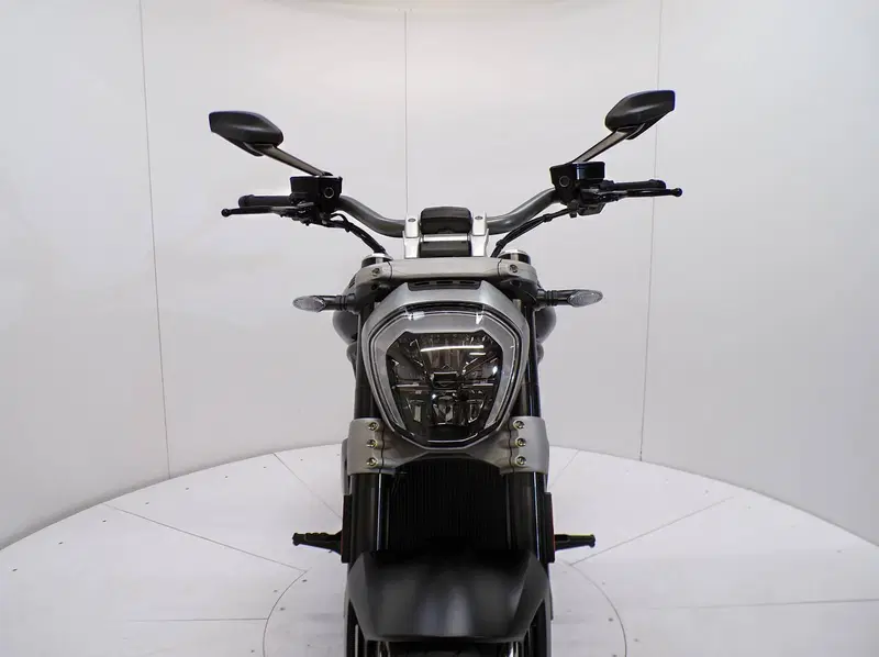 Ducati XDiavel 1262 Dark (2021 - 24) (9)