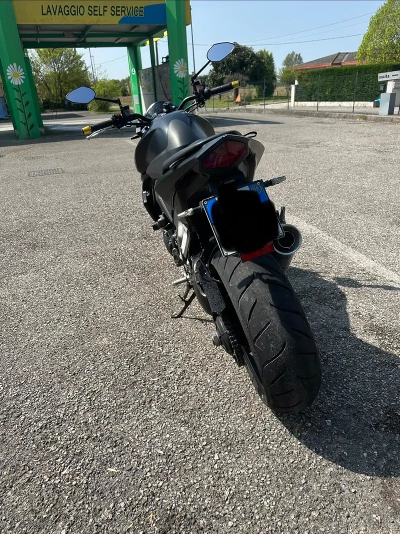 Honda CB 1000 R (2008 - 10) (3)