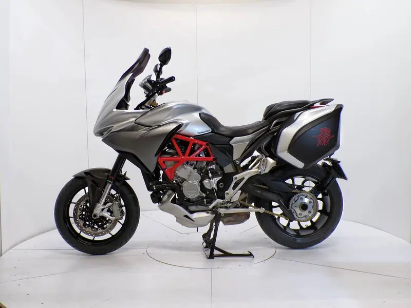 MV Agusta Turismo Veloce 800 (2014 - 16) (4)