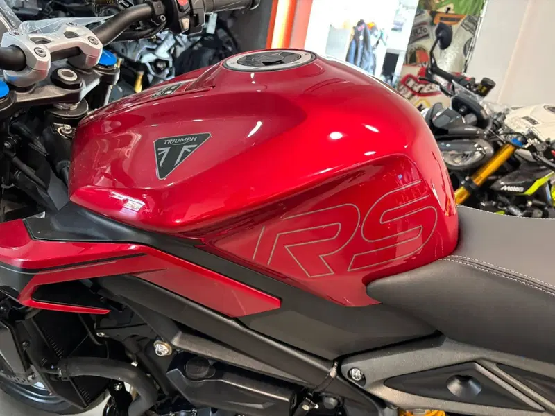 Triumph Street Triple 765 RS (2023 - 26) (6)