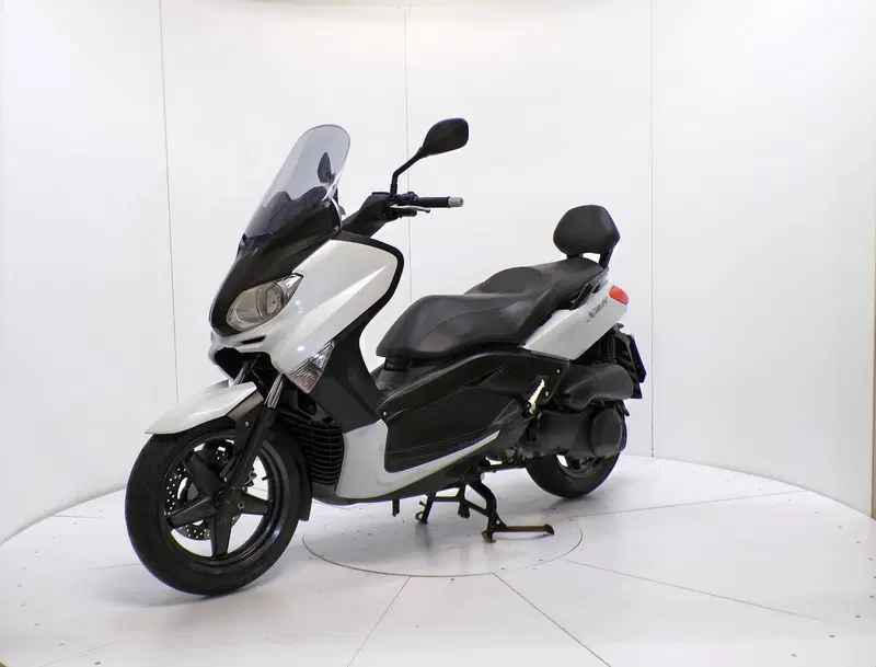 Yamaha X-Max 250 (2010 - 13) (3)