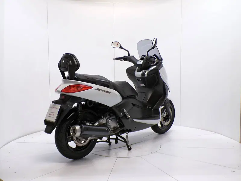 Yamaha X-Max 250 (2010 - 13) (6)