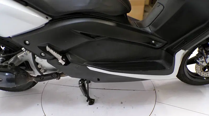 Yamaha X-Max 250 (2010 - 13) (10)