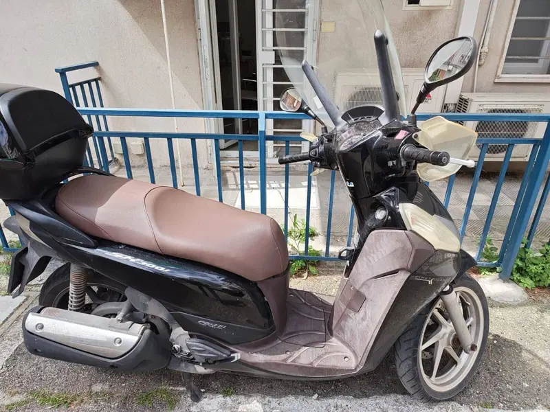 Honda SH 300 i (2011 - 14) (4)