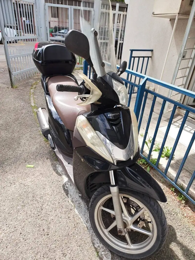 Honda SH 300 i (2011 - 14) (5)