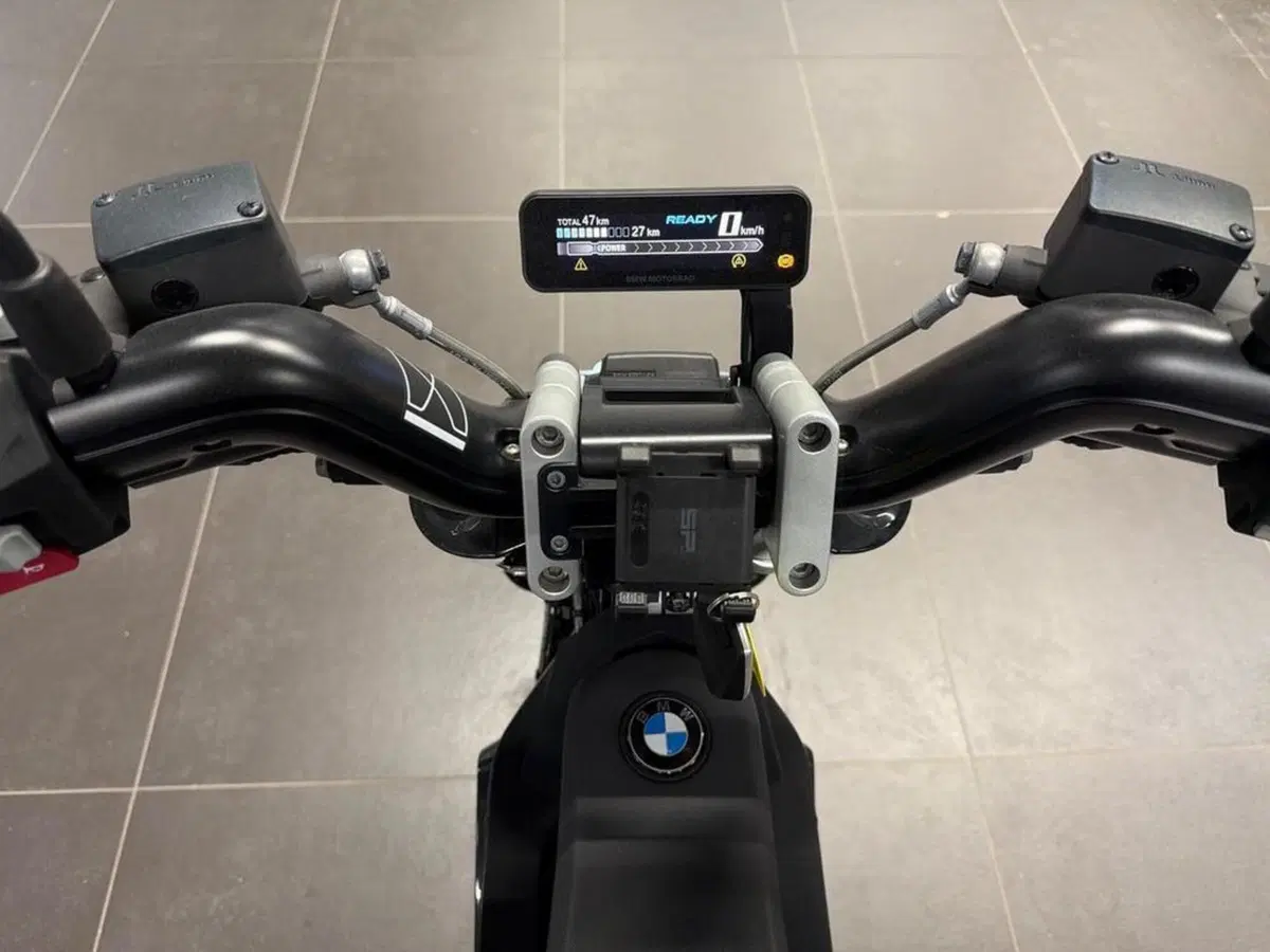 Bmw CE 02 AM (2024 - 26) (8)