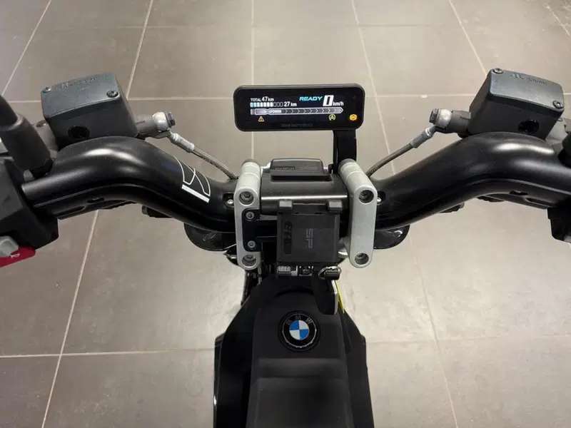 Bmw CE 02 AM (2024 - 26) (8)