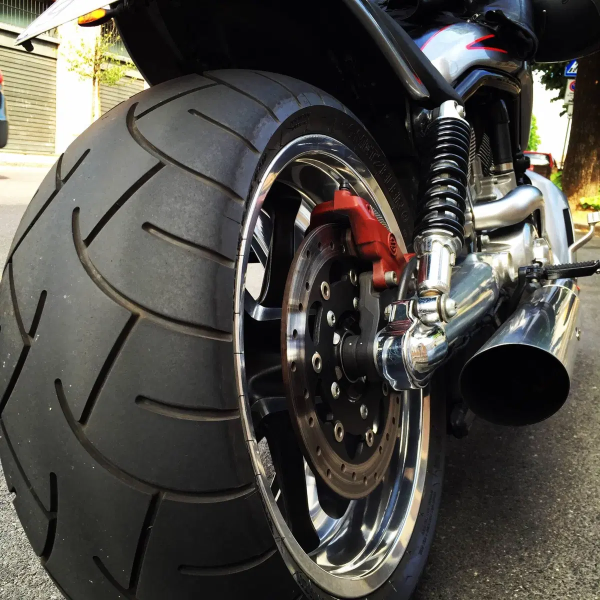 Harley-Davidson 1250 V-Rod Muscle (2009 - 17) - VRSCF
