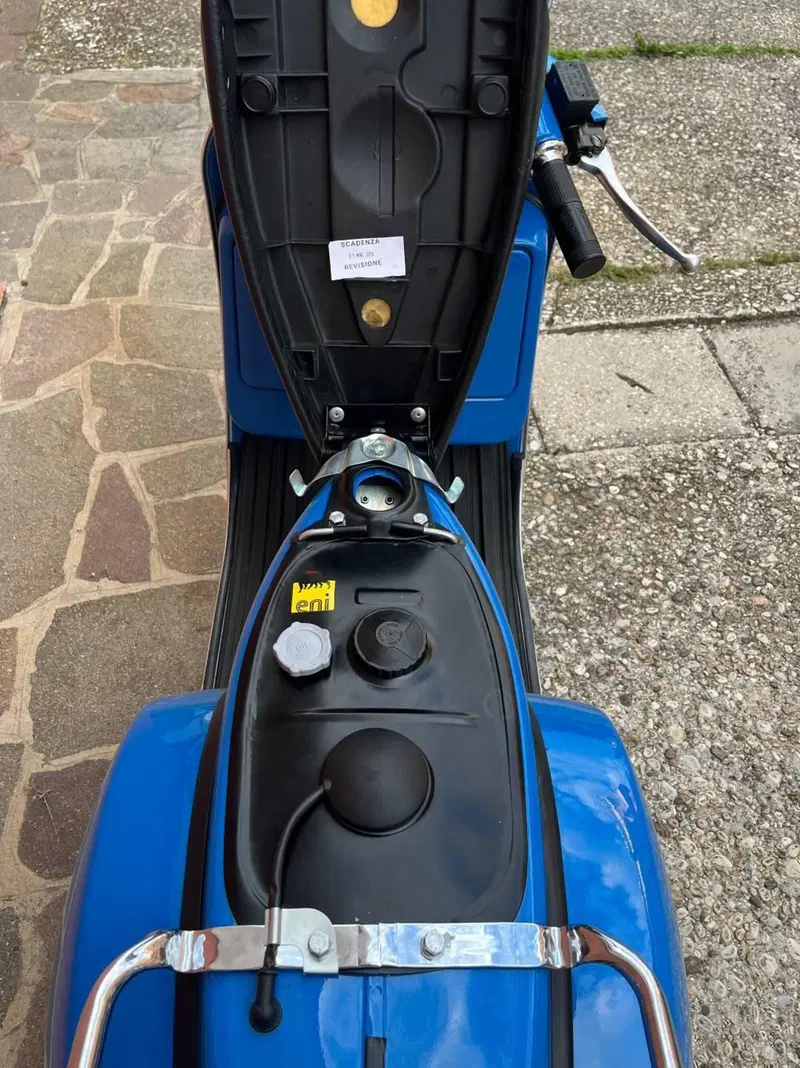 Piaggio Vespa 150 PX MA a.e. (5)
