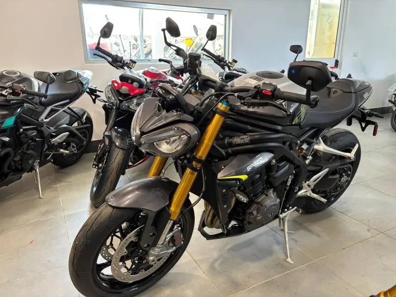 Triumph Speed Triple 1200 RS (2025 - 26) (3)