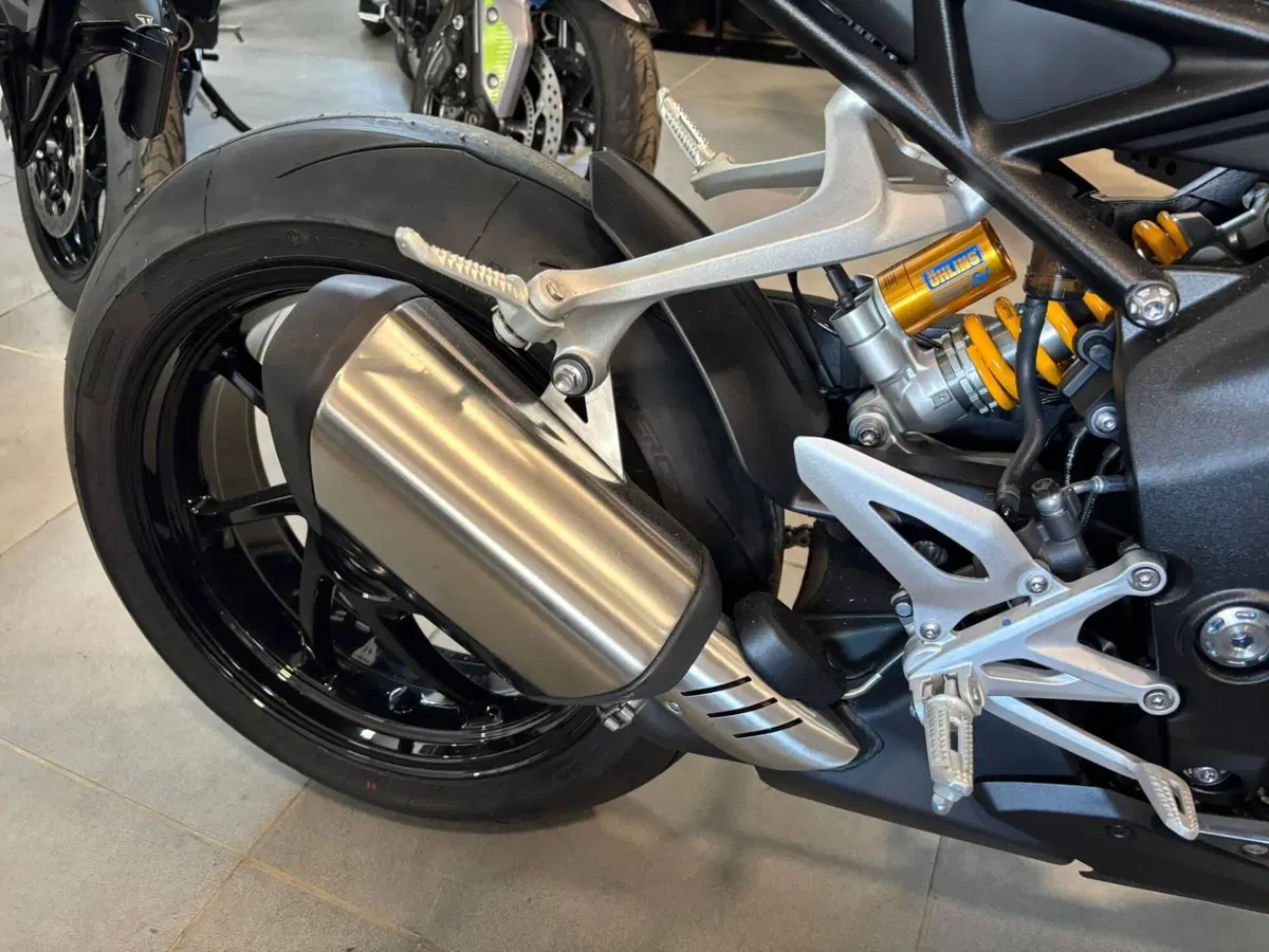 Triumph Speed Triple 1200 RS (2025 - 26) (5)