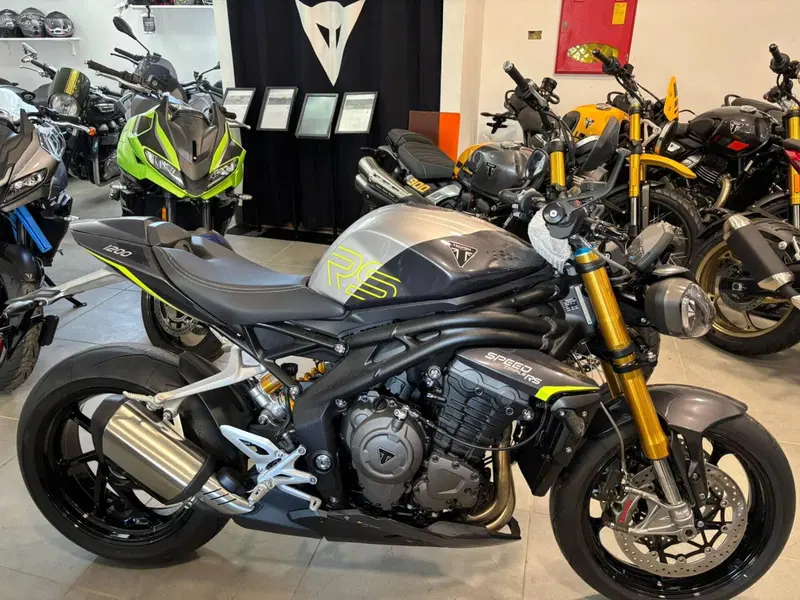 Triumph Speed Triple 1200 RS (2025 - 26) (2)