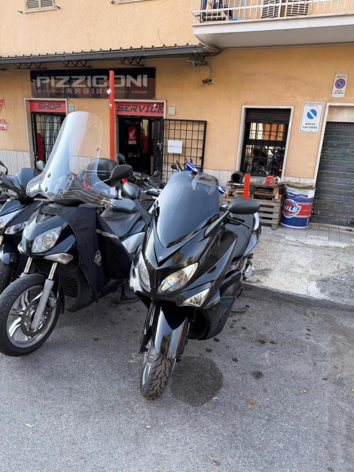Yamaha T-Max 500 (2004 - 07) (3)