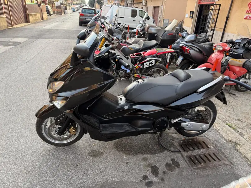 Yamaha T-Max 500 (2004 - 07) (5)