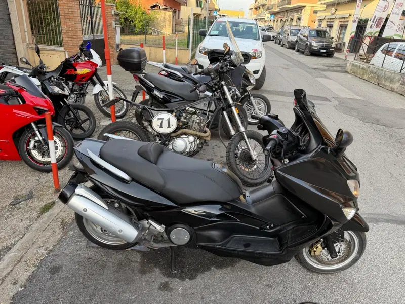 Yamaha T-Max 500 (2004 - 07) (6)
