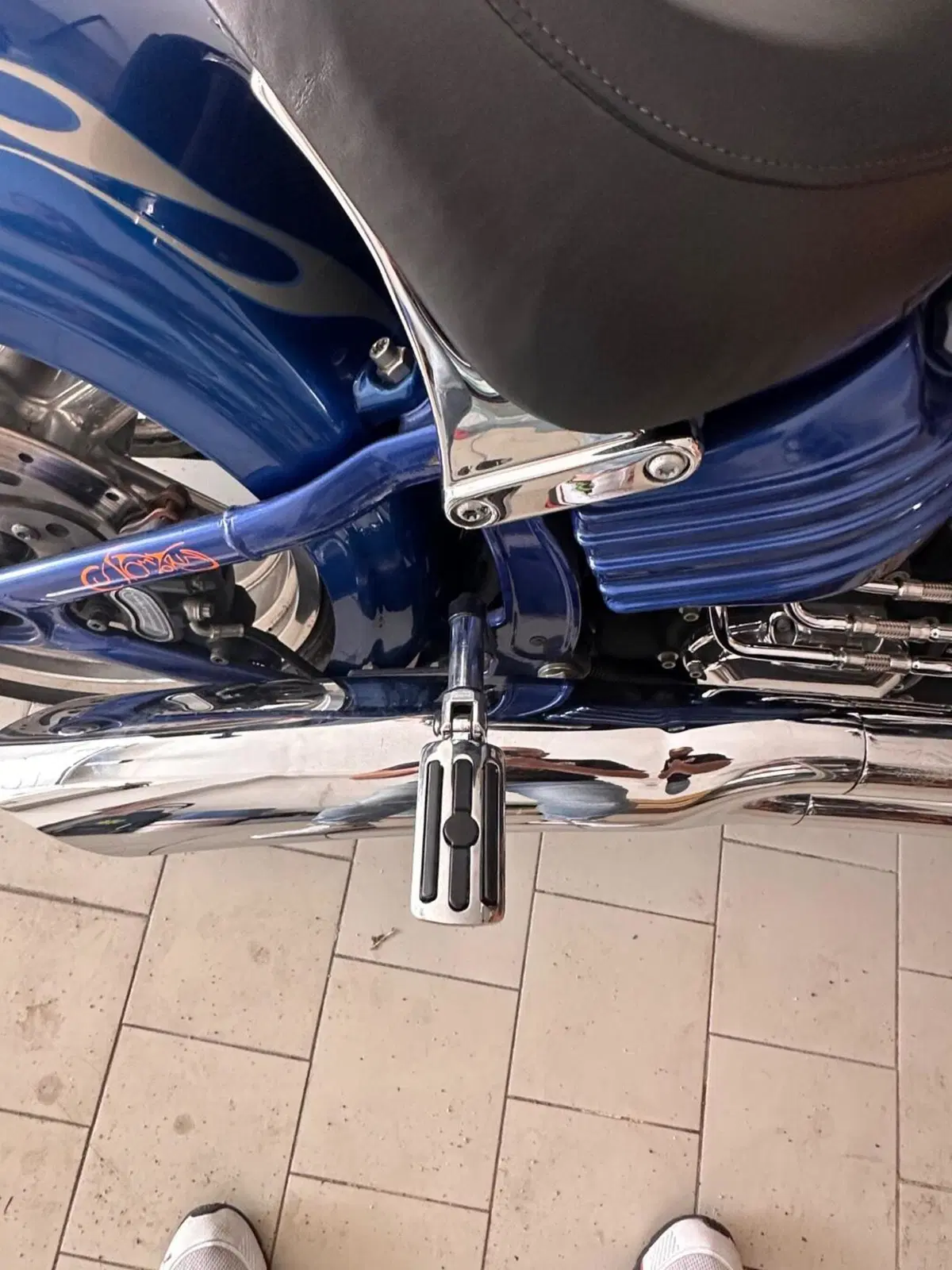 Harley-Davidson 1584 Rocker C (2009 - 11) - FXCWC (7)