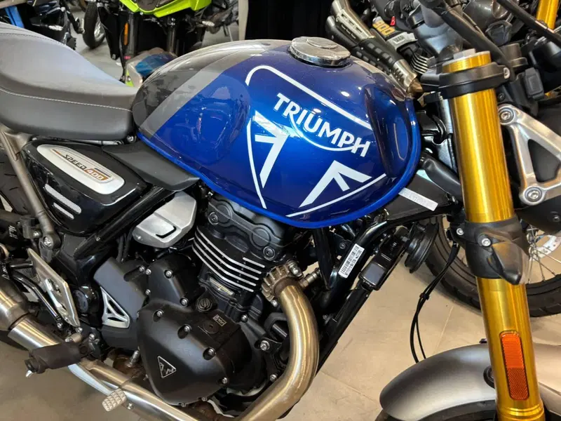 Triumph Speed 400 (2024 - 26) (4)