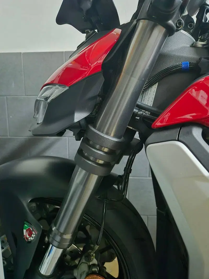 Ducati Streetfighter V2 (2022 - 24) (11)