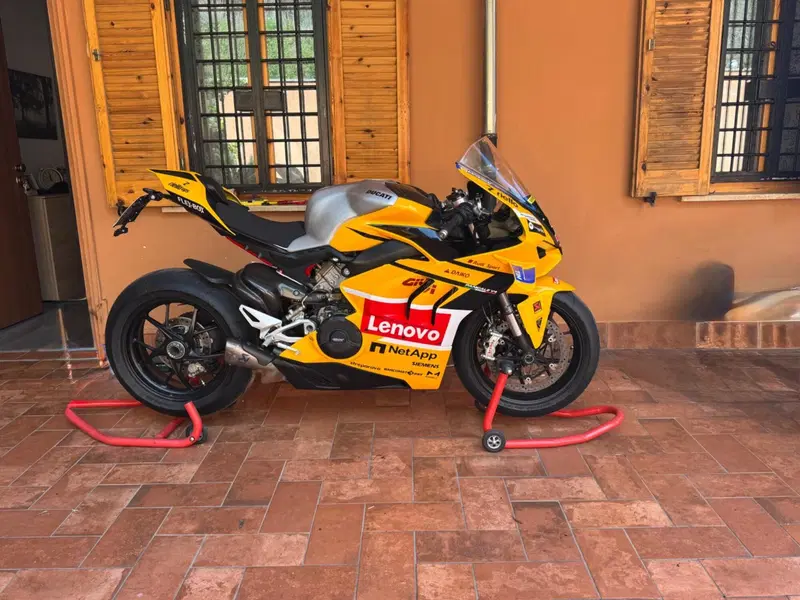 Ducati Panigale V4 1100 (2020) (2)