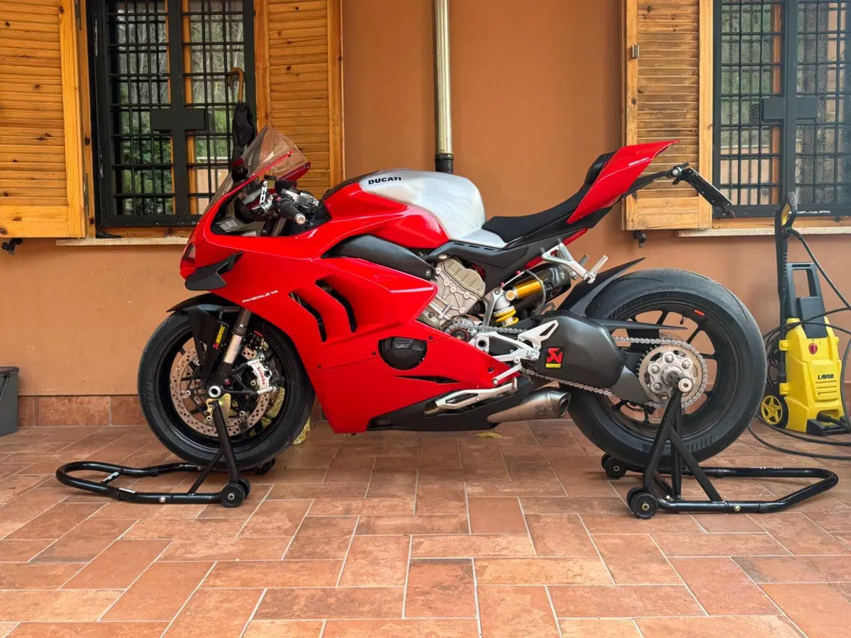 Ducati Panigale V4 1100 (2020) (3)