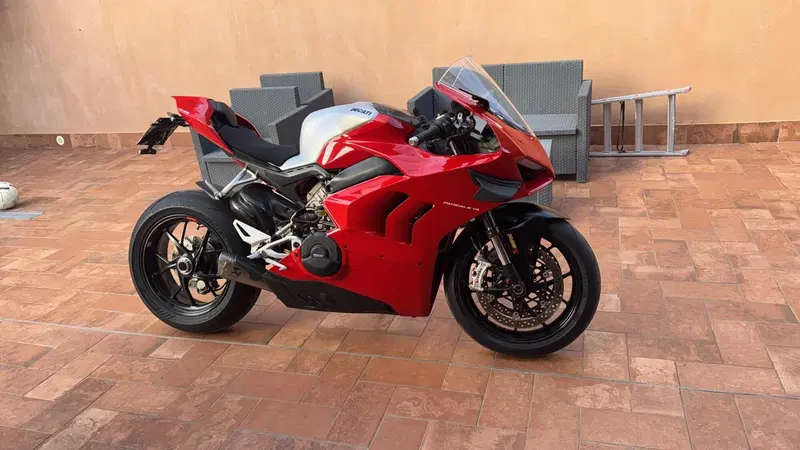 Ducati Panigale V4 1100 (2020) (4)
