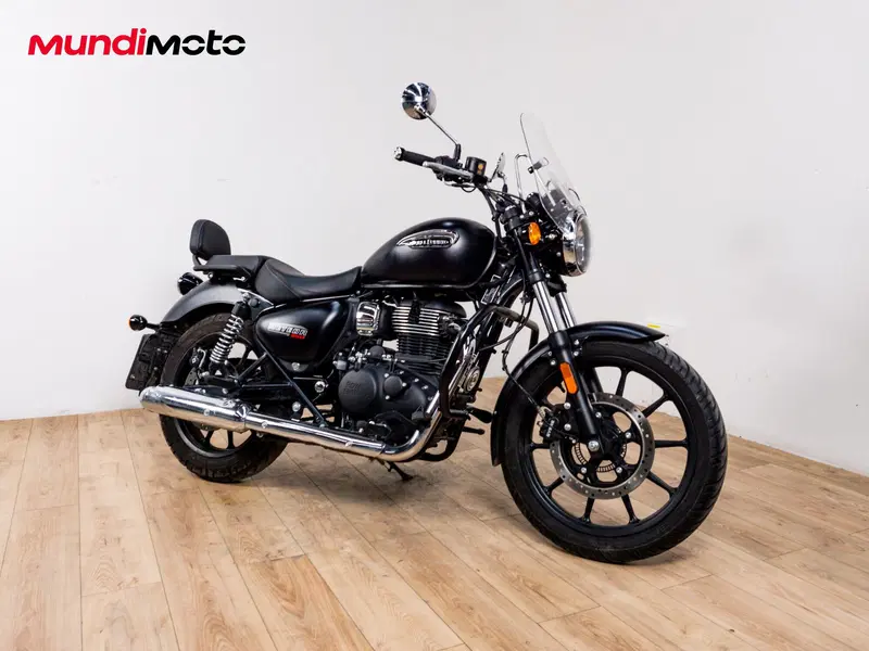 Royal Enfield Meteor 350 (2021 - 26) (2)