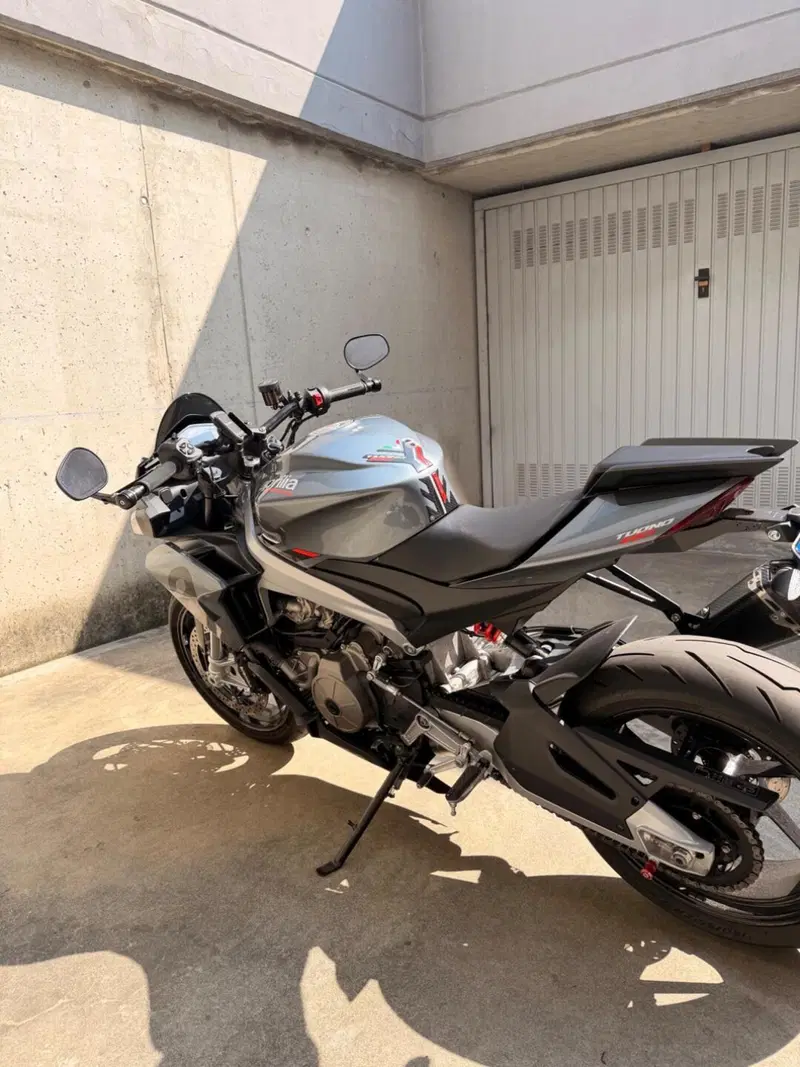 Aprilia Tuono 660 (2021 - 25) (3)