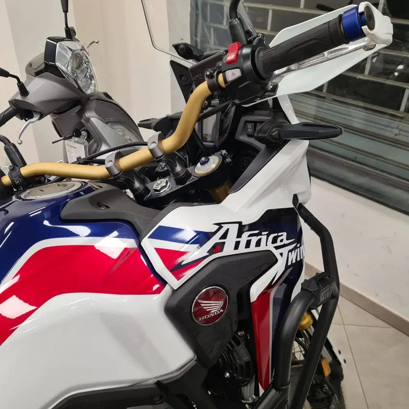 Honda Africa Twin CRF 1000L ABS (2016 - 17) (10)